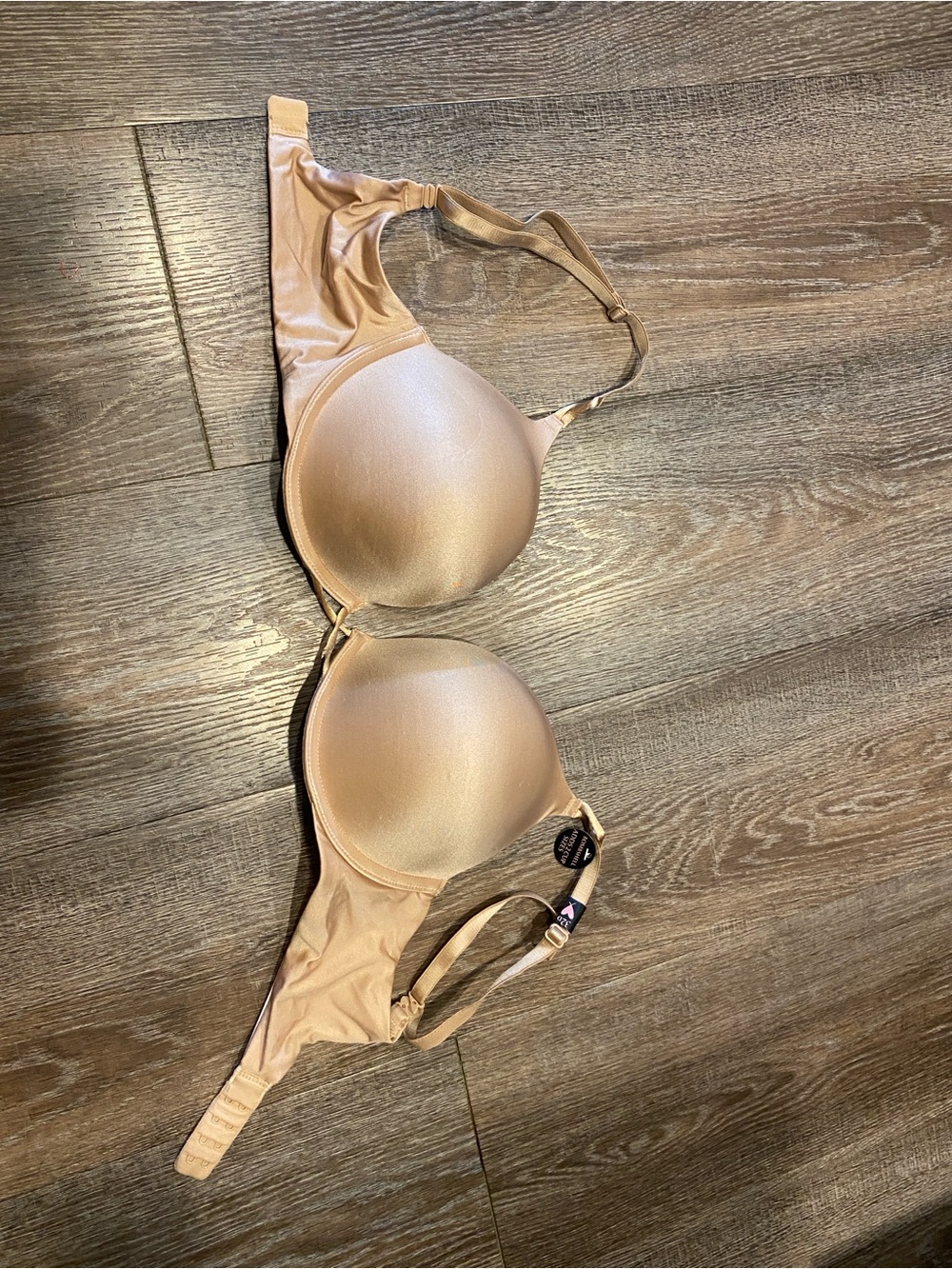 Victoria’s Secret bombshell add-2-cups push-up bra